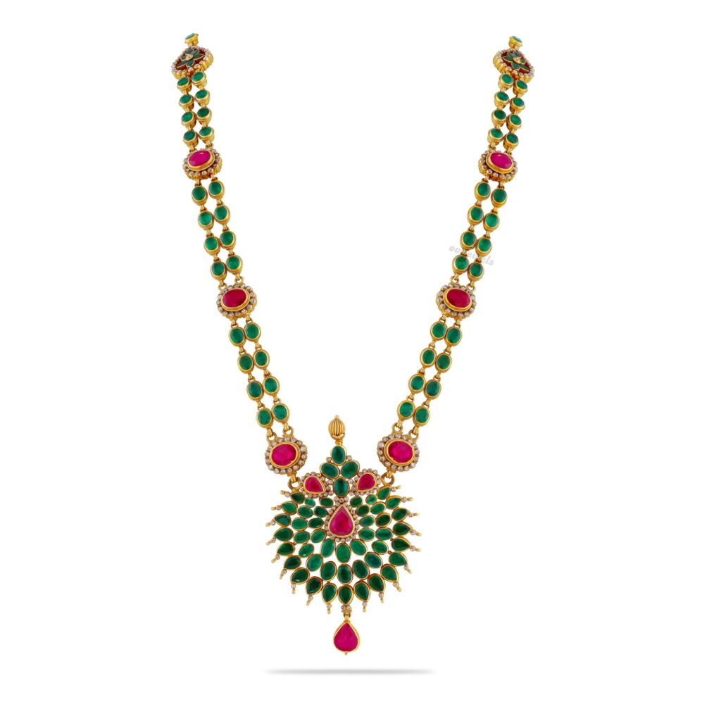 Awesome Emerald Longnecklace